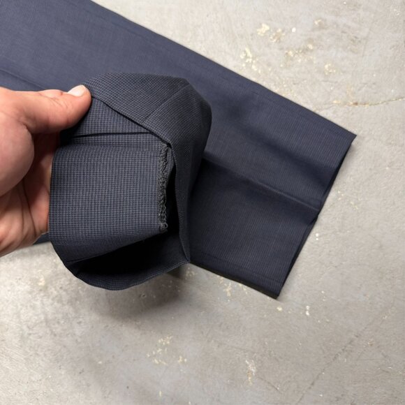 Hugo Boss Suit 2pc Micro-Check Textured Navy Blue Wool Keys/Shaft 46R 40x30 - Picture 12 of 12